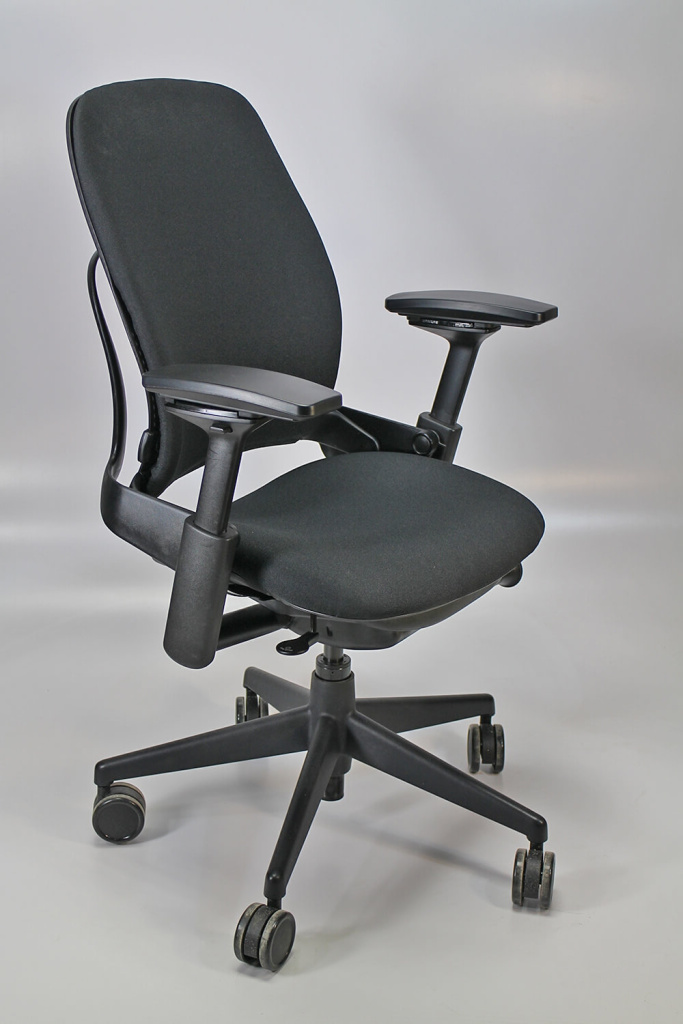 Steelcase Leap V2
