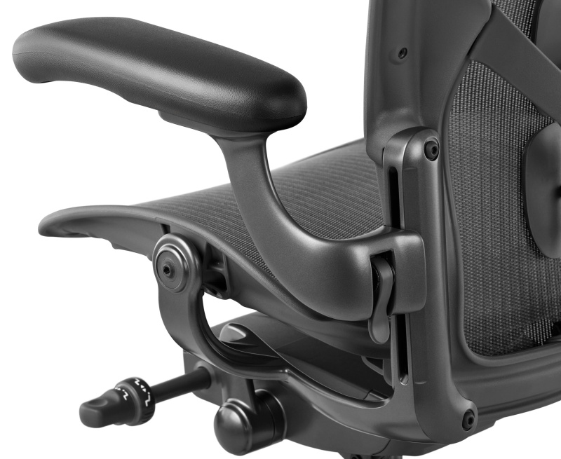 Кресло Herman Miller Aeron Graphite, размер B